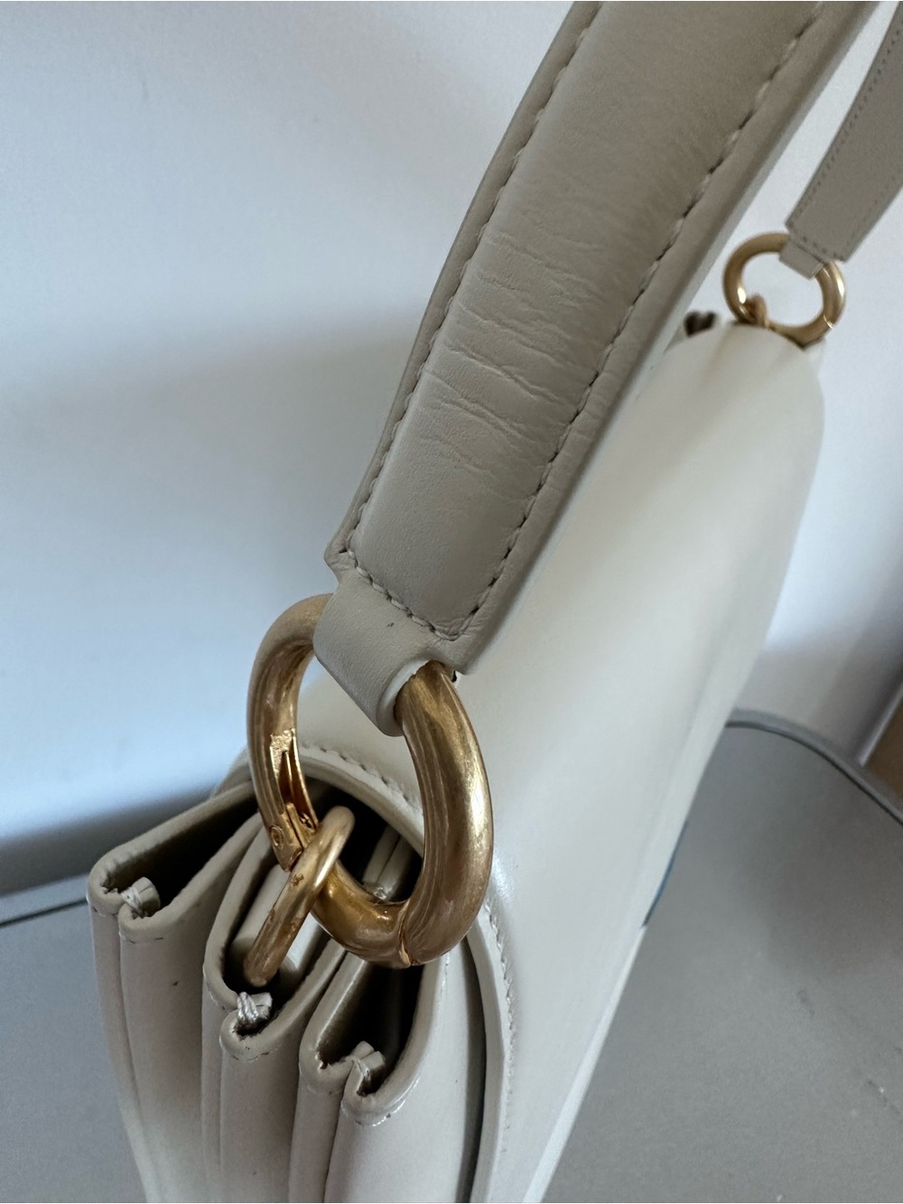 Bouguessa White Italian Leather Convertible Shoulder Crossbody Bag - Picture 5 of 9